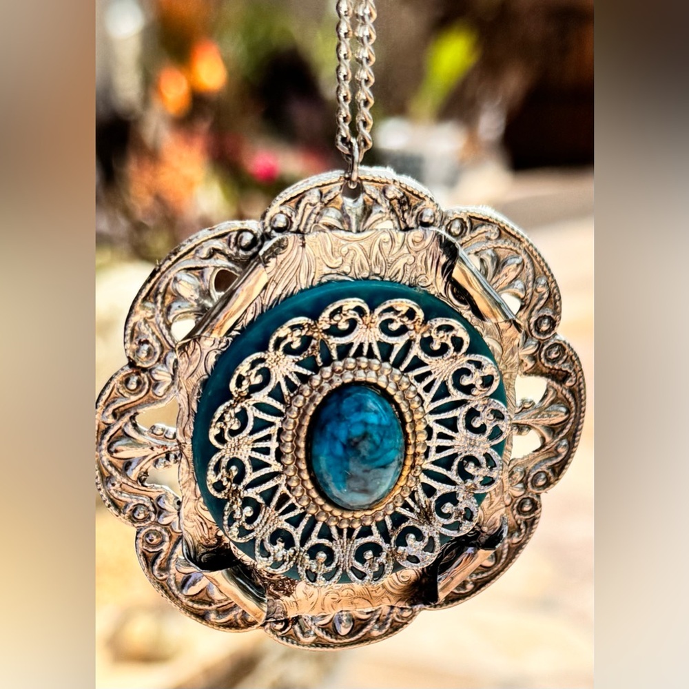 Vintage Ornate Filigree Pendant Necklace with Faux Turquoise Center